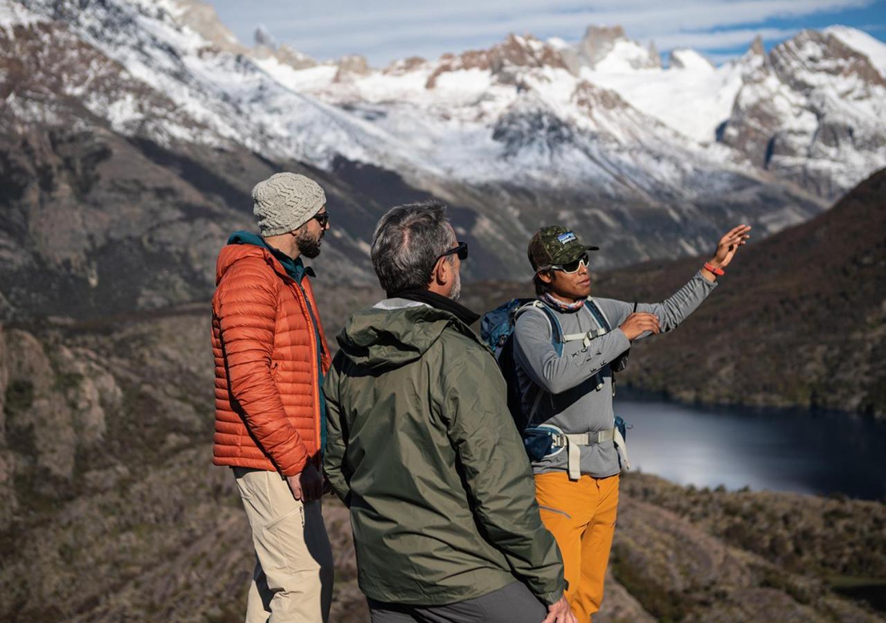 Explora En El Chalten Esterno foto