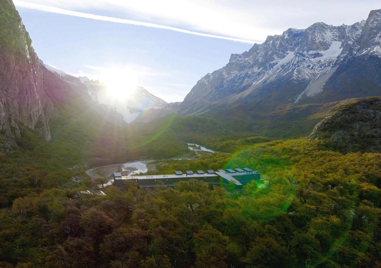 Explora En El Chalten Esterno foto